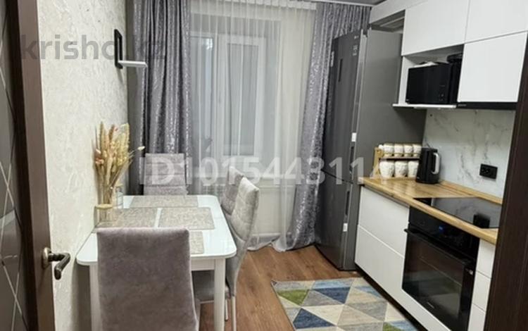 2-комнатная квартира · 54 м² · 5/9 этаж, Бориса Александрова 8/1 за 26.5 млн ₸ в Усть-Каменогорске, Ульбинский — фото 2