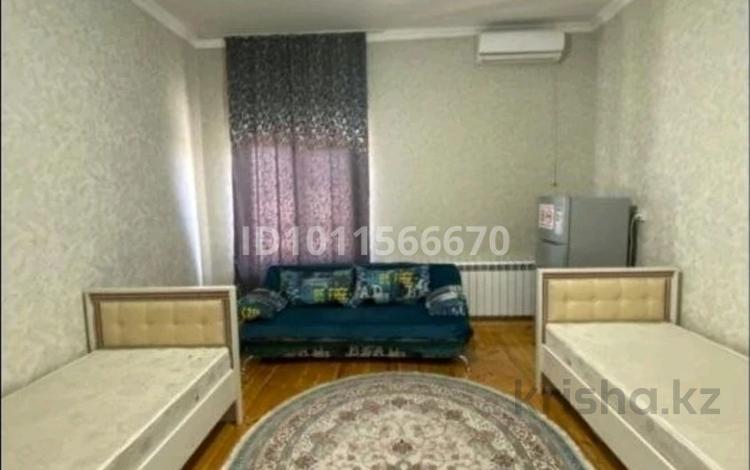 1-комнатная квартира · 50 м² · 2 этаж, Малдыбекова 8 а за 10 000 ₸ в Туркестане — фото 2