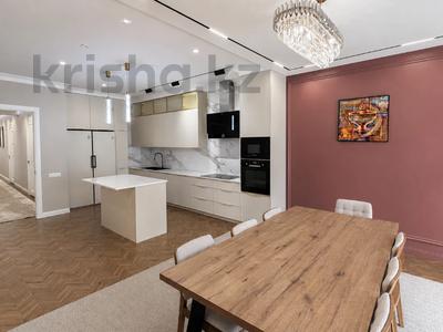 4-комнатная квартира · 236 м² · 4/5 этаж, мкр Ерменсай, Ушкемпирова 42 за 300 млн ₸ в Алматы, Бостандыкский р-н