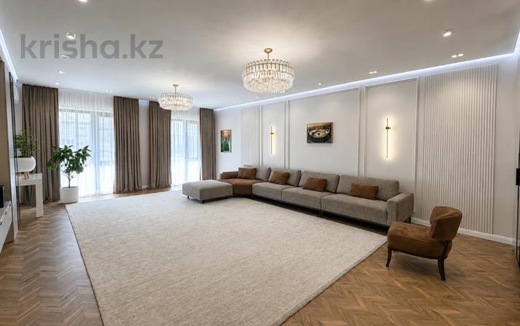 4-комнатная квартира · 236 м² · 4/5 этаж, мкр Ерменсай, Ушкемпирова 42 за 300 млн ₸ в Алматы, Бостандыкский р-н — фото 89