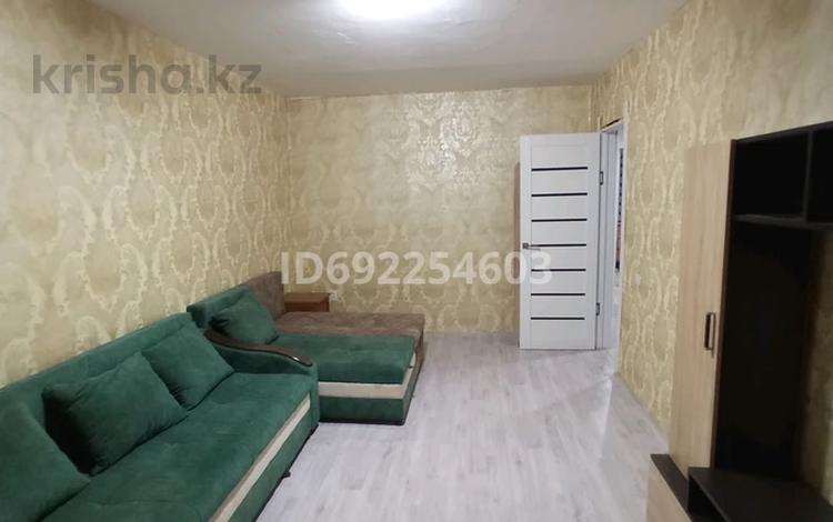 3-комнатная квартира · 62 м² · 4/5 этаж, Ленинградская 29 — По новому Молдагуловой 29 за 13 млн ₸ в  — фото 13