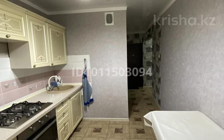 3-комнатная квартира · 56 м² · 2/5 этаж, Азаттык 129 за 23 млн 〒 в Атырау — фото 2
