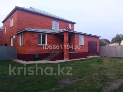Отдельный дом · 5 комнат · 220 м² · 10 сот., Романтиков 9 — Сосновая Романтиков за 45 млн 〒 в Петропавловске