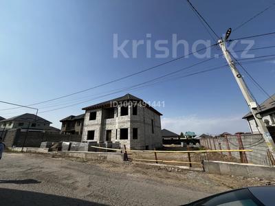 Отдельный дом · 7 комнат · 320 м² · 10 сот., Рахат 54 — Выше кольца за 120 млн 〒 в 