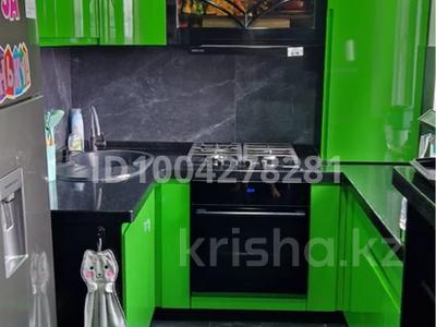 3-бөлмелі пәтер · 60 м² · 5/5 қабат, 11-шағынаудан, Орынбай Акын 97, бағасы: 33.5 млн ₸ в Шымкенте, Енбекшинский р-н