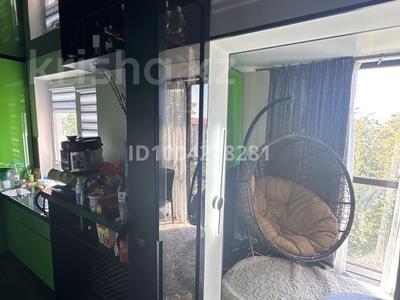3-бөлмелі пәтер · 62 м² · 5/5 қабат, 11-й микрорайон, Орынбай Акын 97, бағасы: 33.5 млн ₸ в Шымкенте, Енбекшинский р-н