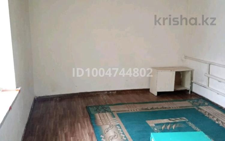 Часть дома · 1 комната · 25 м² · 10 сот., мкр Катынкопыр 32 — Самал базар арты за 30 000 ₸ в Шымкенте, Абайский р-н — фото 2