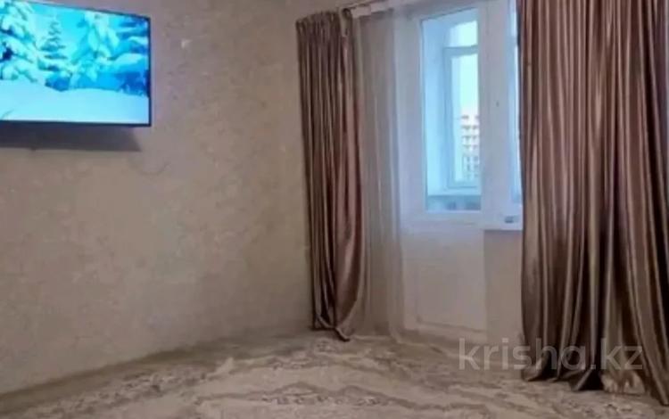 3-бөлмелі пәтер · 88.6 м² · 5/9 қабат, Есенберлина 68, бағасы: 45 млн ₸ в Усть-Каменогорске — фото 2
