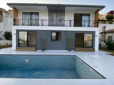 Отдельный дом · 4 комнаты · 200 м² · 5 сот., Каргыджак 77 за 200.3 млн 〒 в Аланье