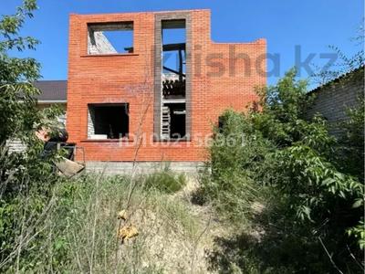 Продажа домов и дачи в Абай обл.: Отдельный дом · 5 комнат · 280 м² · 4.5 сот., Бауыржана Момышулы за 27 млн 〒 Отдельный дом · 5 комнат · 280 м² · 4.5 сот., Бауыржана Момышулы за 27 млн 〒 в Семее