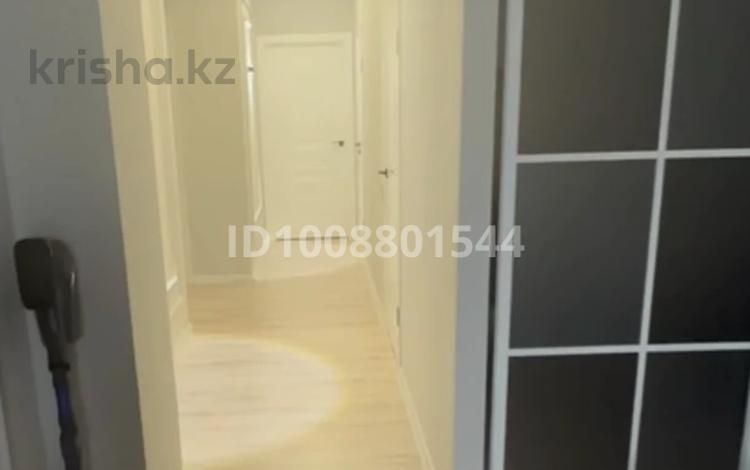 2-комнатная квартира · 70 м² · 8/10 этаж, Катаева 218 за 450 000 ₸ в Алматы, Бостандыкский р-н — фото 2