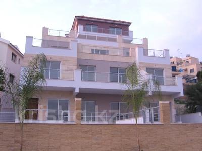 2-комнатная квартира, 63 м², Героскипу, Пафос за 50 млн 〒