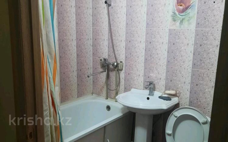 1-комнатная квартира · 30 м² · 3/4 этаж, 1 мкр 15 — Возле акимата рядом магазин за 10 000 ₸ в Конаеве — фото 3