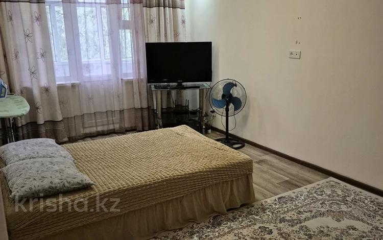 1-бөлмелі пәтер · 30 м² · 3/4 қабат, 1 мкр 15 — Возле акимата рядом магазин, бағасы: 12 000 ₸ в Конаеве — фото 10