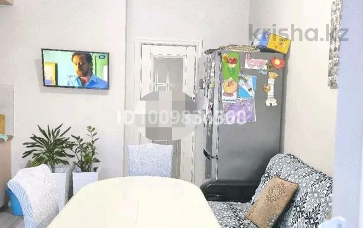 2-бөлмелі пәтер · 70 м² · 1/5 қабат, мкр Юго-Восток, Сатыбалдина 17/4 — За домом пр. Республики, 18 - новый кирпичный дом, бағасы: 32.9 млн ₸ в Караганде, Казыбек би р-н — фото 2