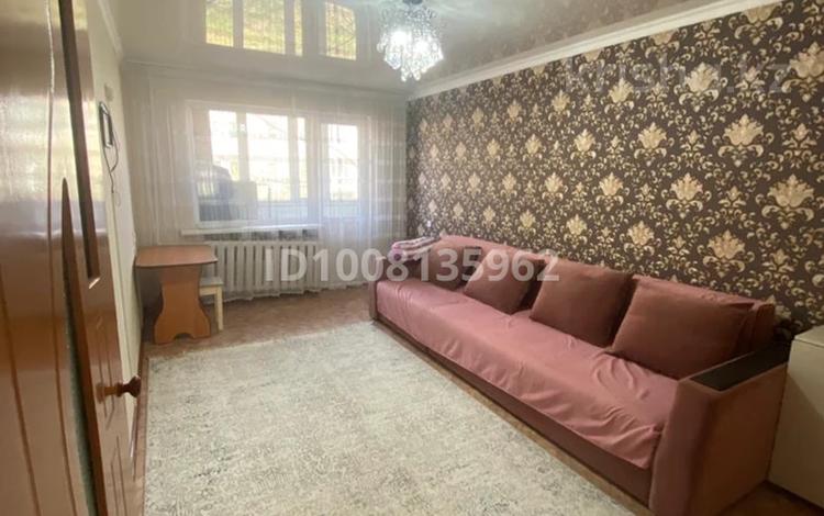 2-комнатная квартира · 50 м² · 2/5 этаж, Майкудук, 14й микрорайон 34 за 150 000 ₸ в Караганде, Алихана Бокейханова р-н — фото 3