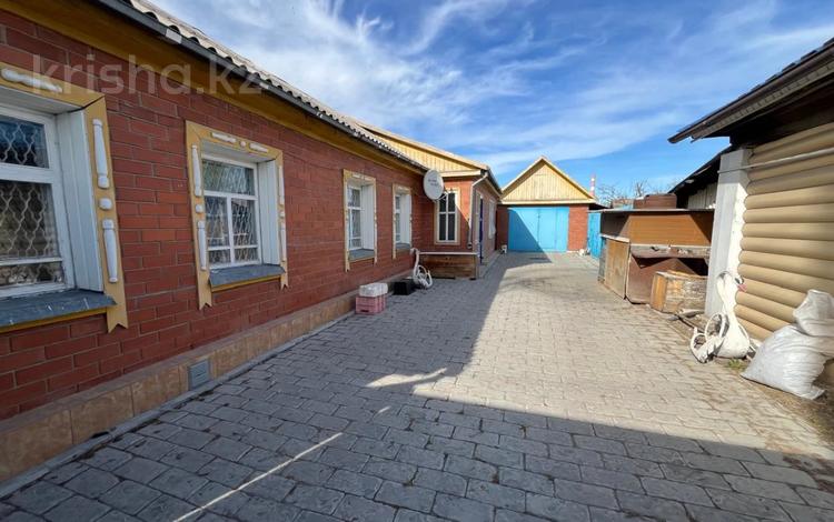Отдельный дом · 3 комнаты · 80.7 м² · 4.6 сот., Омара Досжанова 156 за 23.5 млн ₸ в Костанае — фото 2