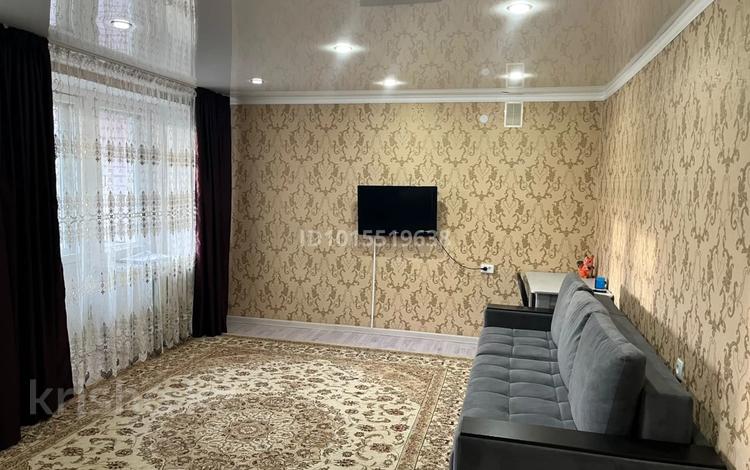 2-бөлмелі пәтер · 56.8 м² · 4/5 қабат, Максима Горького 102/3 — Назарбаева-Толстого, бағасы: 20 млн ₸ в Павлодаре — фото 2