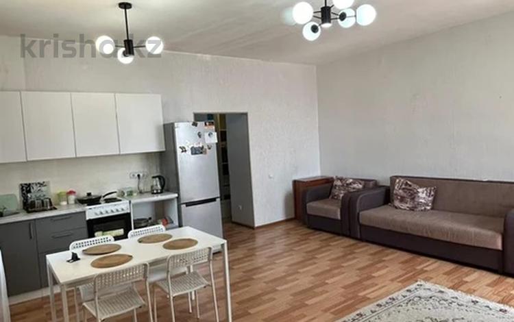 1-комнатная квартира · 43.3 м² · 1/4 этаж, Машиностроителей 12 за 12.5 млн ₸ в Усть-Каменогорске — фото 2