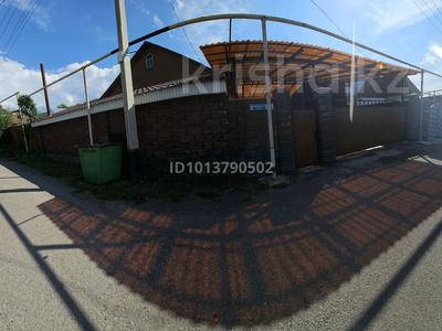 Жеке үй · 2 бөлме · 57 м² · 6 жүзд., Лермонтова 33 — Автостанция, бағасы: 40 млн ₸ в Есик