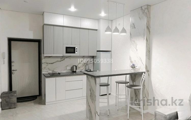 1-комнатная квартира · 50 м² · 2/10 этаж, Назарбаева 1/3 — Вокзал за 20 000 ₸ в Павлодаре — фото 2