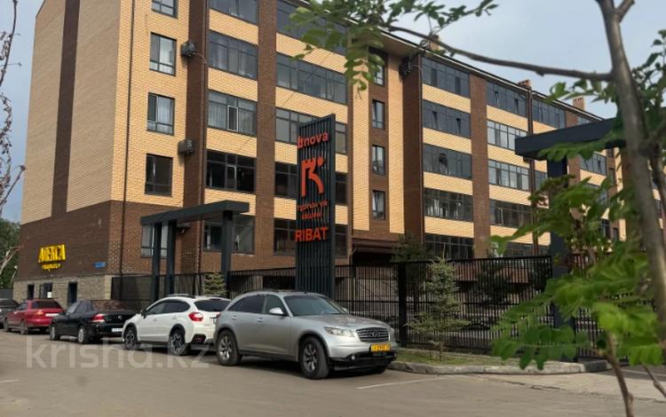 2-комнатная квартира · 60.6 м² · 1/5 этаж, таншолпан за 23.3 млн ₸ в Петропавловске — фото 11