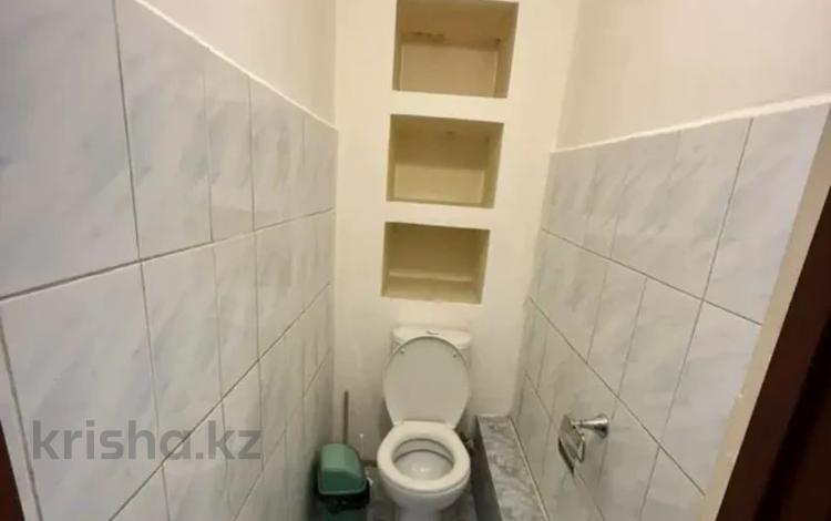 2-комнатная квартира · 64.5 м² · 4/5 этаж, мкр Жулдыз-1, Дунентаева за 30 млн ₸ в Алматы, Турксибский р-н — фото 2