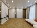 3-комнатная квартира · 110 м² · 7/22 этаж, Сарайшык 34/7 за 179 млн ₸ в Астане, Есильский р-н — фото 2