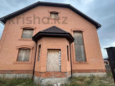 Жеке үй · 5 бөлме · 441 м² · 11 жүзд., Песчаная 12, бағасы: 45 млн ₸ в Костанайской обл.