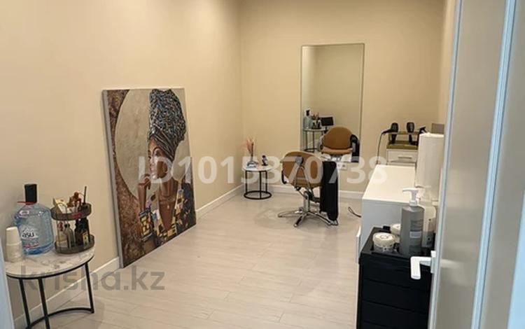 Салоны красоты · 12 м² за 180 000 ₸ в Астане, Нура р-н — фото 2