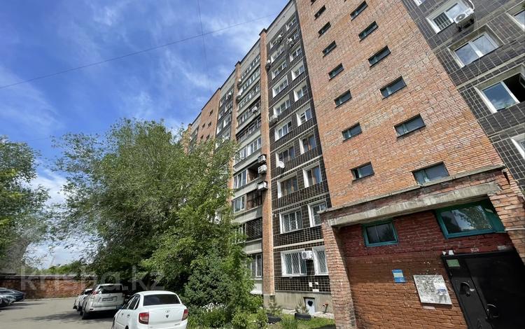 3-бөлмелі пәтер · 65 м² · 8/10 қабат, Бориса Александрова 14 б, бағасы: 32 млн ₸ в Усть-Каменогорске — фото 2