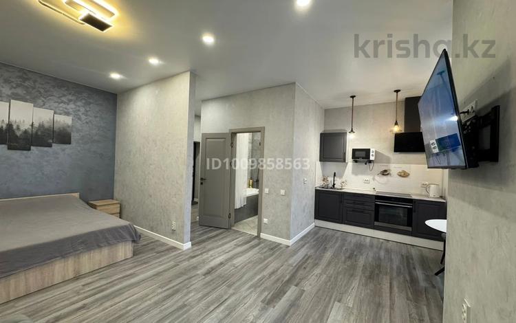 1-комнатная квартира · 40 м² · 4/9 этаж, Университетская 19/2 — КАРГУ за 300 000 ₸ в Караганде, Казыбек би р-н — фото 2