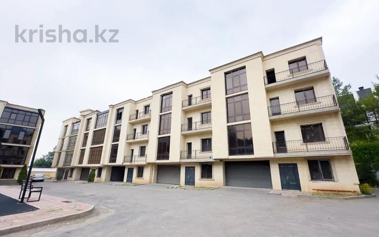 Часть дома · 8 комнат · 500 м² · 3 сот., мкр Ерменсай, Жаксылык Ушкемпирова 34 за 240 млн ₸ в Алматы, Бостандыкский р-н — фото 2
