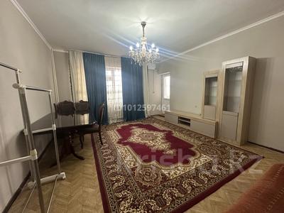 3-бөлмелі пәтер · 80 м² · 3/5 қабат, мкр Нурсат 24 — Назарбекова, Аллея, бағасы: 200 000 ₸ в Шымкенте, Каратауский р-н