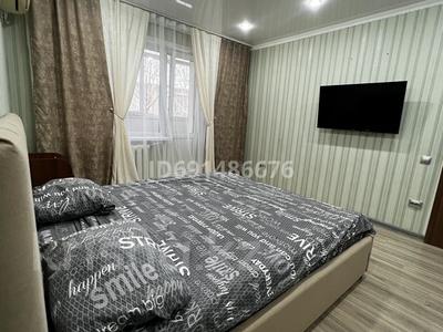 1-комнатная квартира, 33 м², 4/5 этаж посуточно, Геренга 8 — Вокзал за 10 000 〒 в Павлодаре