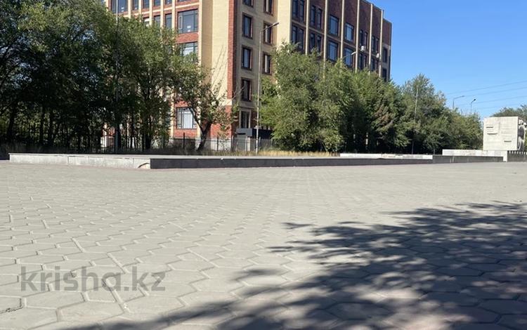 3-комнатная квартира · 110 м² · 3/5 этаж, Жамакаева за 55 млн ₸ в Семее — фото 2