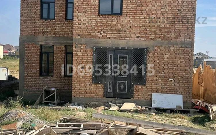 Отдельный дом · 6 комнат · 236 м² · 10 сот., мкр Туран за 55 млн 〒 в Шымкенте, Каратауский р-н — фото 2