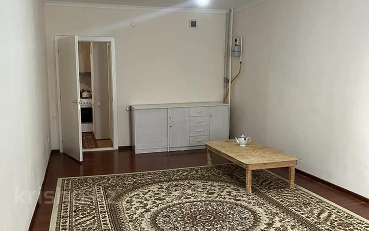 2-комнатная квартира, 54 м², 4/9 этаж помесячно, мкр Нурсат 135а