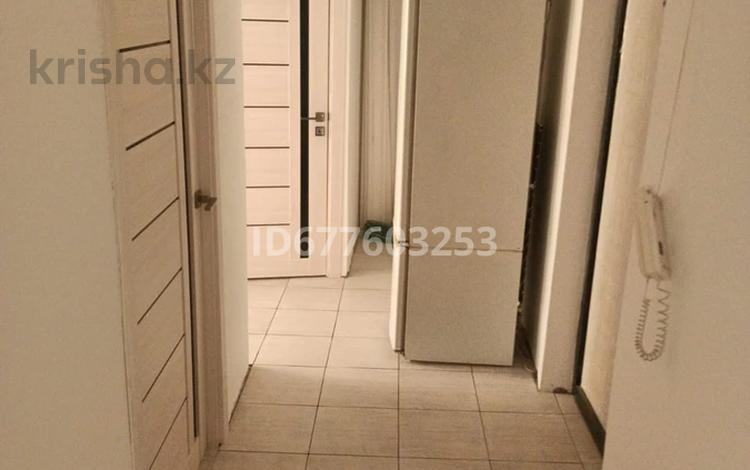 2-комнатная квартира, 45 м², 2/5 этаж, Есет-батыра 130 за 12.5 млн 〒 в Актобе — фото 2