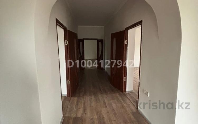 Отдельный дом · 4 комнаты · 300 м² · 17 сот., Турлыбай батыра 18 — Возле прокуратуры за 18.5 млн ₸ в Мерке — фото 2