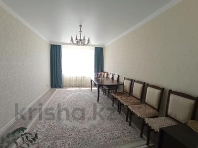 2-бөлмелі пәтер · 70 м² · 5/5 қабат, мкр. Алтын орда, Мкр. Батыс-2 57 д — Гипермаркет Дина, бағасы: 27 млн ₸ в Актобе