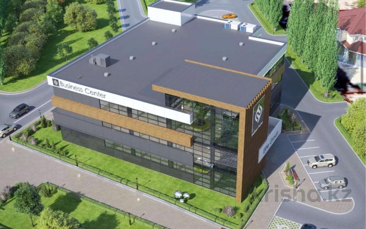 Офисы, магазины и бутики, общепит, салоны красоты, медцентры и аптеки, развлечения · 14000 м² за 17 млрд 〒 в Астане, Есильский р-н — фото 2