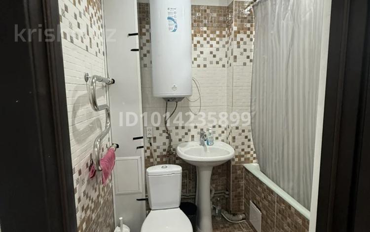 1-комнатная квартира · 40 м² · 4/9 этаж, Шакарима 15 — Шакарима за 15 000 ₸ в Семее — фото 4