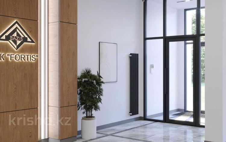3-бөлмелі пәтер · 77 м² · 6/20 қабат, Толе би 19а, бағасы: ~ 39 млн ₸ в Астане — фото 2