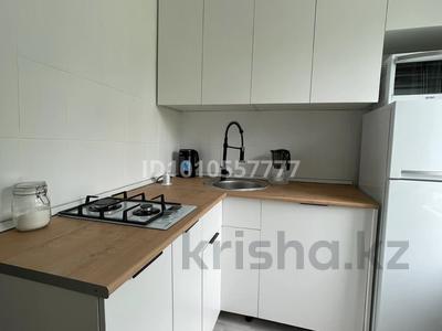 2-бөлмелі пәтер · 43 м² · 4/4 қабат, мкр №10, бағасы: 29 млн ₸ в Алматы, Ауэзовский р-н
