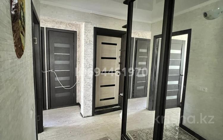 4-бөлмелі пәтер · 60 м² · 1/5 қабат, Кабанбай Батыра 112а — Бурова Кабанбай батыра, бағасы: ~ 20 млн ₸ в Усть-Каменогорске — фото 2