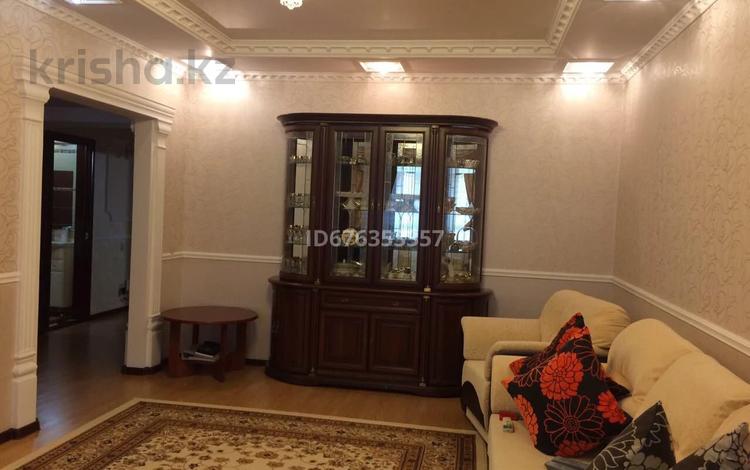 3-комнатная квартира · 102 м² · 4/5 этаж, Алии Молдагуловой за 48 млн ₸ в Актобе — фото 2