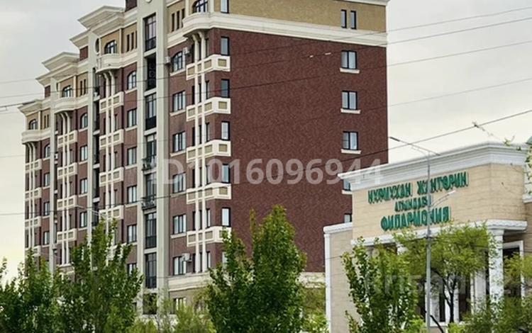 2-комнатная квартира · 92 м² · 2/10 этаж, Махамбета Утемисова 125Б за 400 000 ₸ в Атырау — фото 2