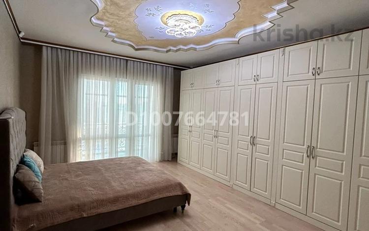 3-комнатная квартира · 135 м² · 11/38 этаж, Желтоксан — Ул. Желтоксан 2/3 уг. Ул. Бухарбай за 30 000 ₸ в Астане, Сарыарка р-н — фото 21