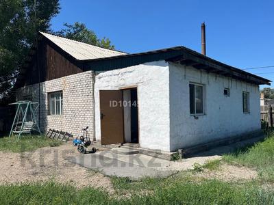 Жеке үй · 4 бөлме · 80 м² · 10 жүзд., Ақжол 17 — Восточный, бағасы: 22 млн ₸ в Семее